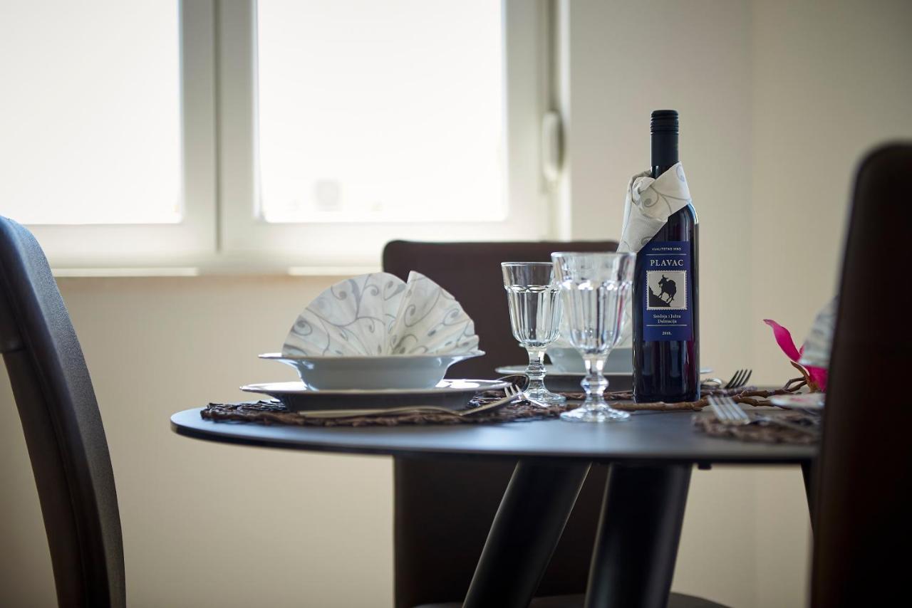 Apartmani Kelava Трогір Екстер'єр фото